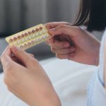 1ère pilule contraceptive en france : histoire, usage et évolution