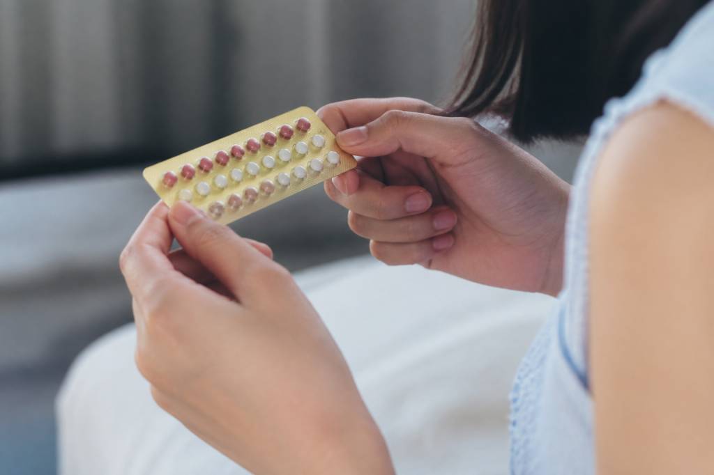 1ère pilule contraceptive en france : histoire, usage et évolution