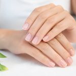 Vitamins for nails : quelles vitamines pour renforcer les ongles ?